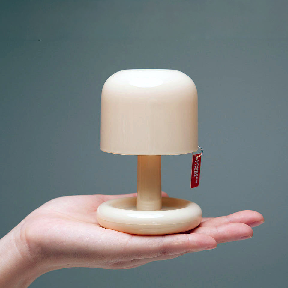 Lampe de chevet champignon main