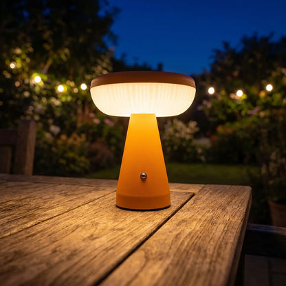 lampe champignon orange table jardin