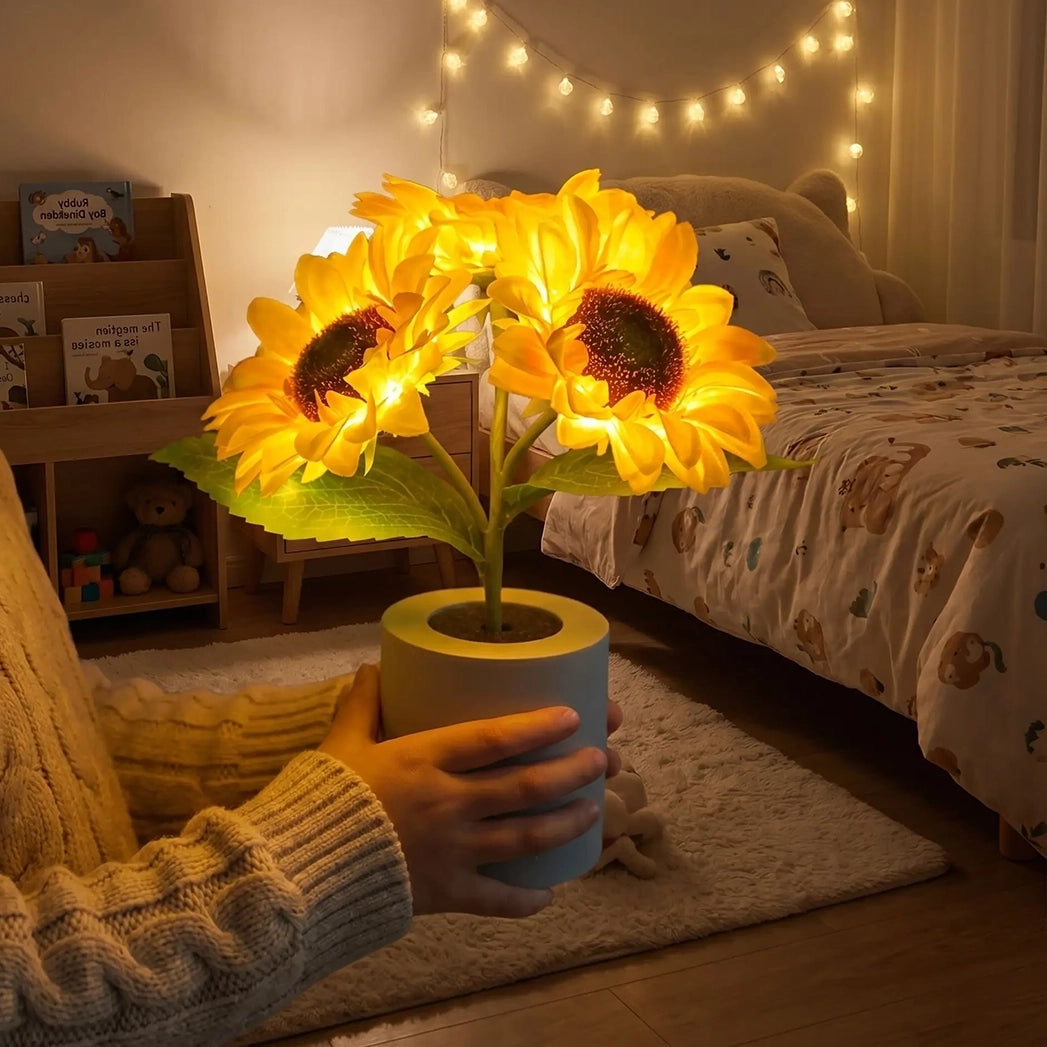 veilleuse tournesol chambre enfant mains